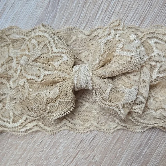 Lace Bowknot Beige Headband Baby Girl Elastic Headwrap Kids Handmade Hairband - Picture 3 of 10